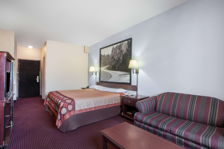 Bedroom 10