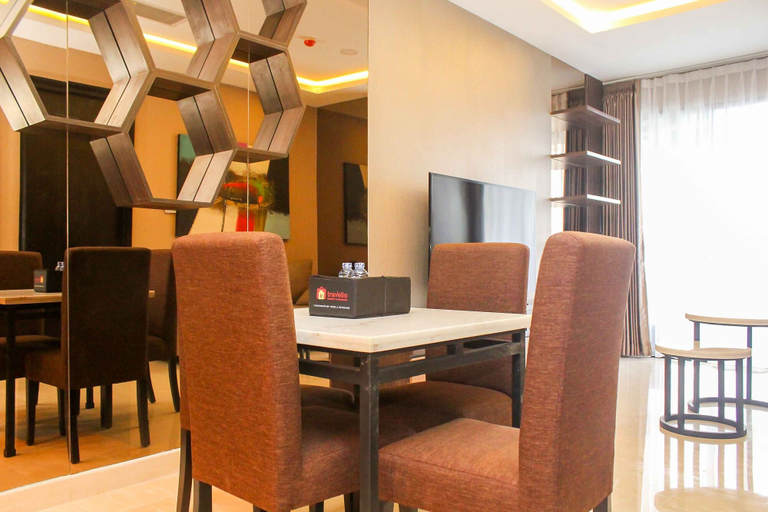 In-room dining, Stunning And Comfy 2Br + Study Room At Sudirman Suites Apartment, Jakarta Pusat