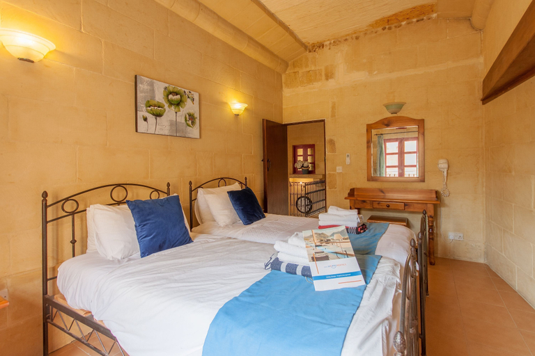 Bedroom 5, Gozitan Farmhouse Pool and Jacuzzi - PP 2