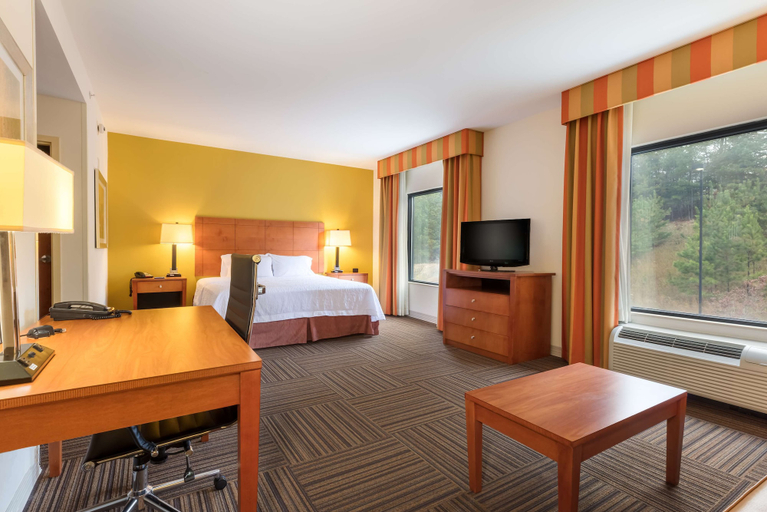 Bedroom 2, Hampton Inn Ringgold-Ft. Oglethorpe, Catoosa