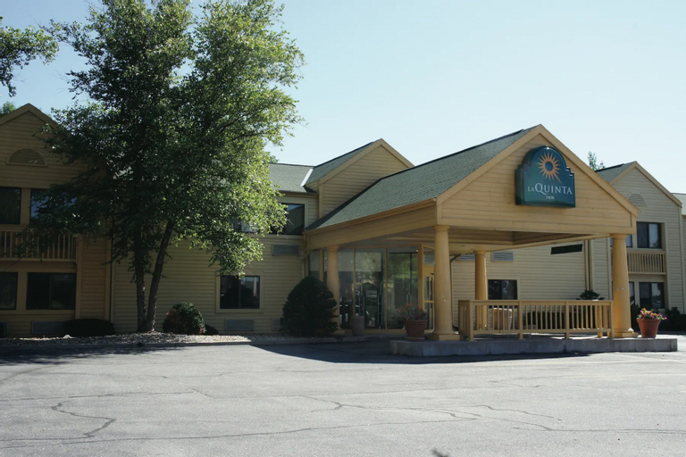 Exterior & Views 2, La Quinta Inn by Wyndham Omaha Southwest, Douglas