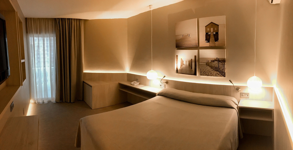 Bedroom 3, Hotel Bernat II, Barcelona