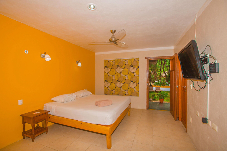 Bedroom 3, Koox City Garden Hotel, Cozumel