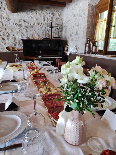 Food & Drinks 4, Agriturismo Corte Davini, Mantua