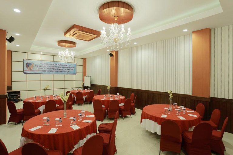 Others 5, Sutan Raja Hotel & Convention Palu, Palu