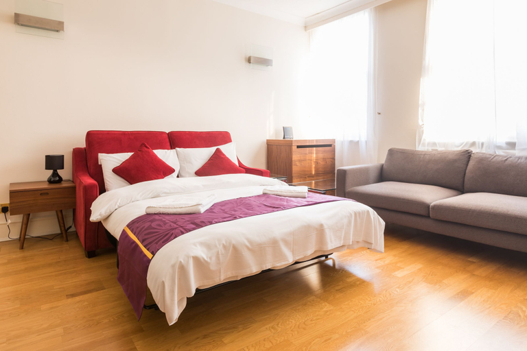 Bedroom 2, Belgravia Apartments - Grosvenor Gardens, London