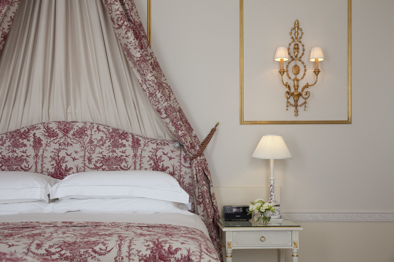 Bedroom 4, The Merrion, Dublin