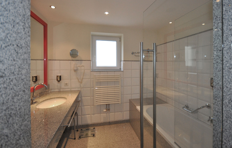 Bathroom 5, Impuls Hotel Tirol, Sankt Johann im Pongau