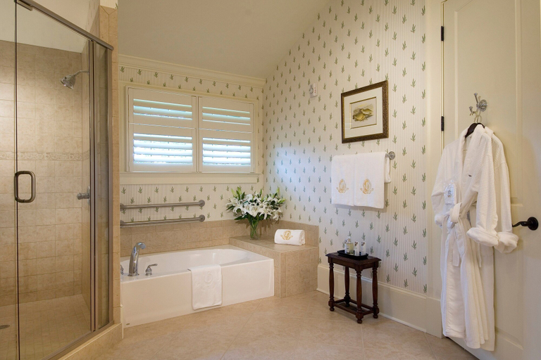 Bathroom 5, The Ballantyne, A Luxury Collection Hotel, Charlotte, Mecklenburg