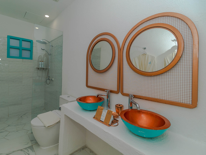 Bathroom 24