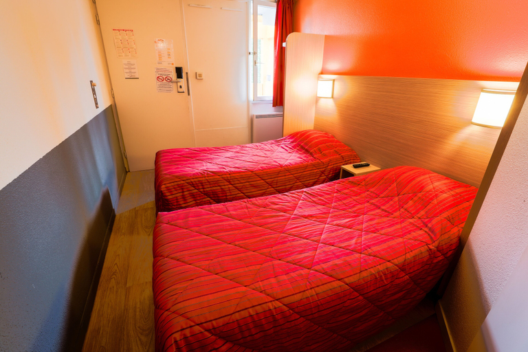 Bedroom 3, Premiere Classe Saint Quentin, Aisne