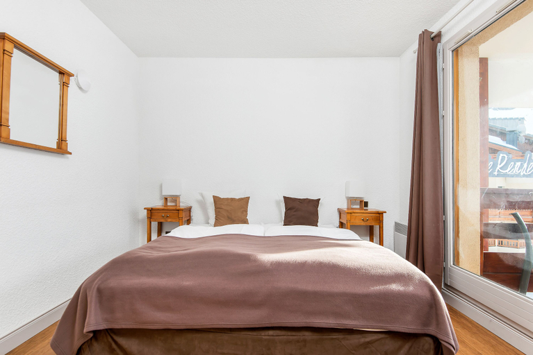 Bedroom 3, Hotel Bel Horizon by Skinetworks, Savoie