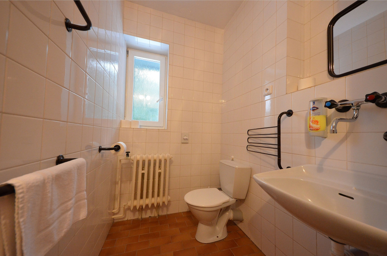 Bathroom 4, SkiHotel Lenka, Trutnov