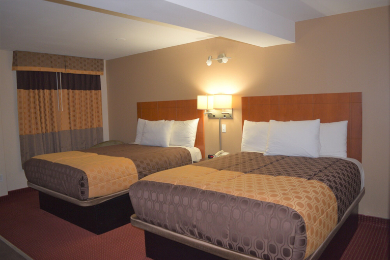 Bedroom 4, Knights Inn Arnprior, Renfrew