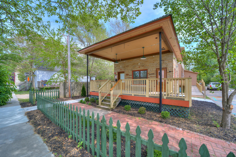 Exterior & Views 2, DreamStay on Clay, Muskegon