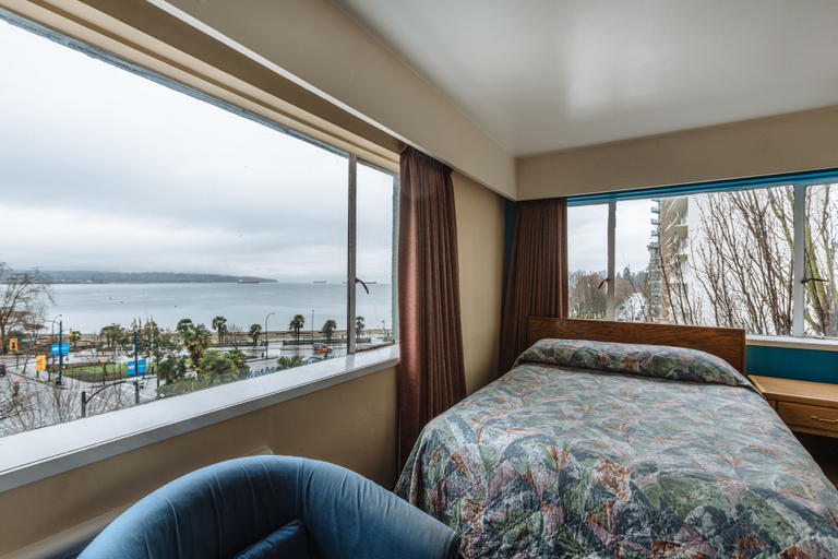 Others 3, English Bay Hotel, Greater Vancouver