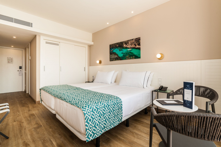 Bedroom 4, Eurostars Marivent, Baleares