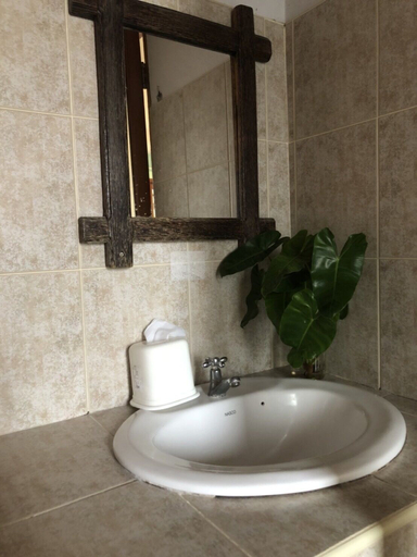 Bathroom 3, SD Beach Resort, Pran Buri