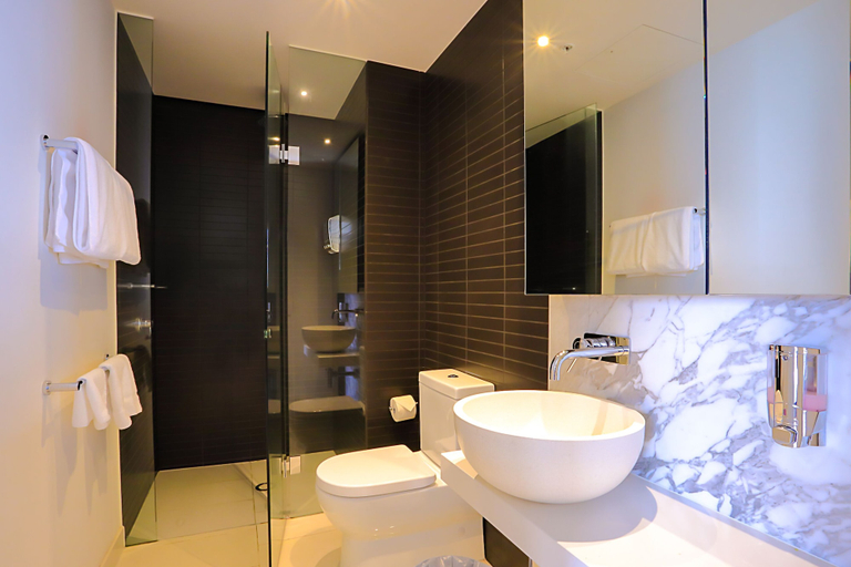 Bathroom 4, Flinders Street Apartments, Melbourne