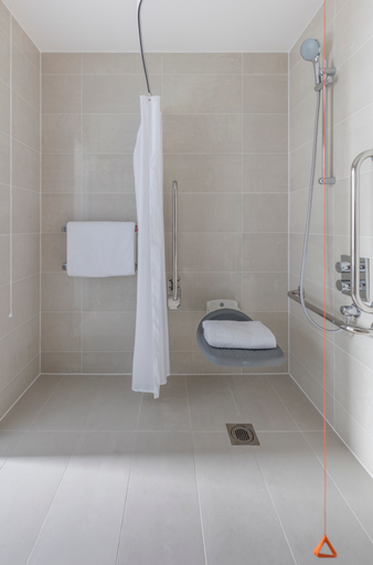 Bathroom 4, Leman Locke, Aldgate, London