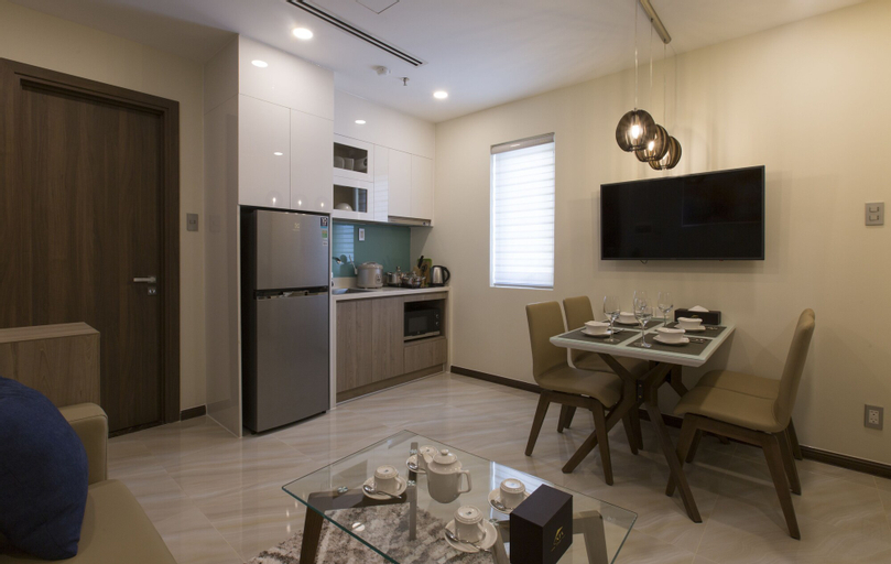 Dining Room 4