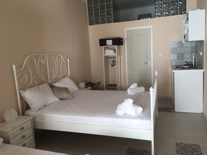 Bedroom 4, Aphrodites Apartments, South Aegean