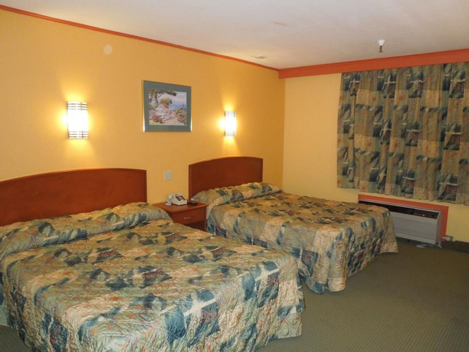 Bedroom, Bay Shore Inn, Suffolk