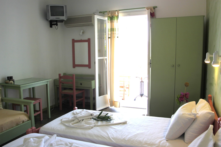 Bedroom 3, Villas Georgy, South Aegean