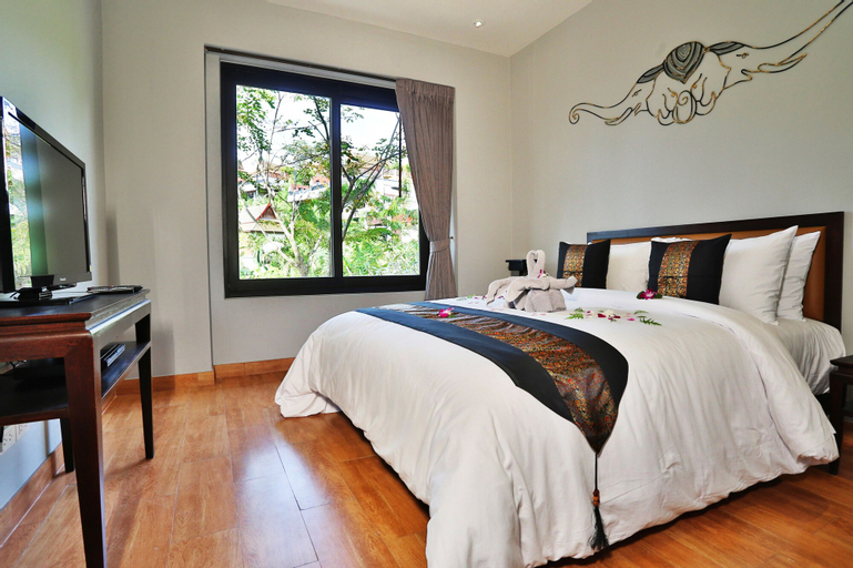 Bedroom 12