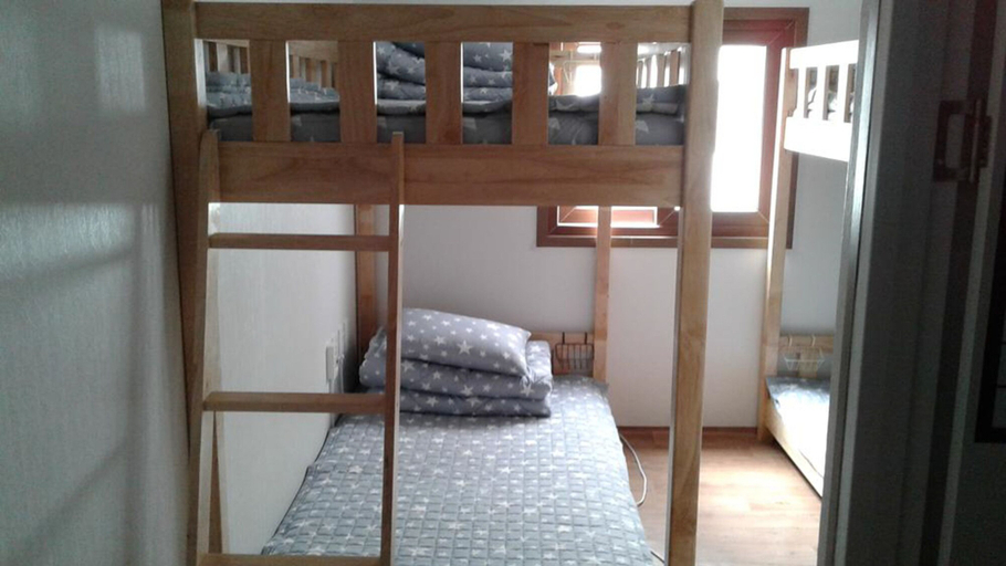 Bedroom 4, Friends of Loft - Hostel, Tongyeong