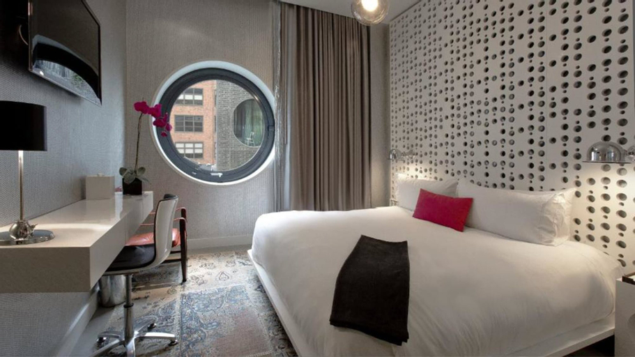 Bedroom 26