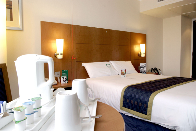 Bedroom 4, Holiday Inn GLASGOW AIRPORT by IHG, Renfrewshire