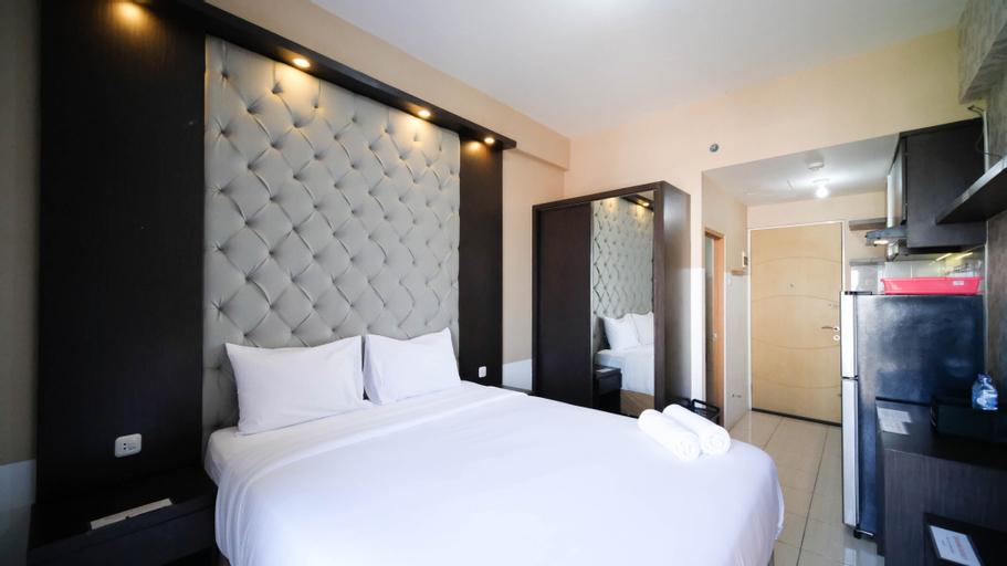 Best Deals and Comfy Studio at Bale Hinggil Apartment By Travelio, Surabaya