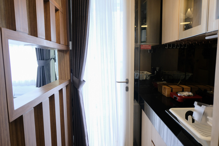 Others 3, Spacious and Unique Studio with City View Apartment at Parahyangan Residence By Travelio, Bandung