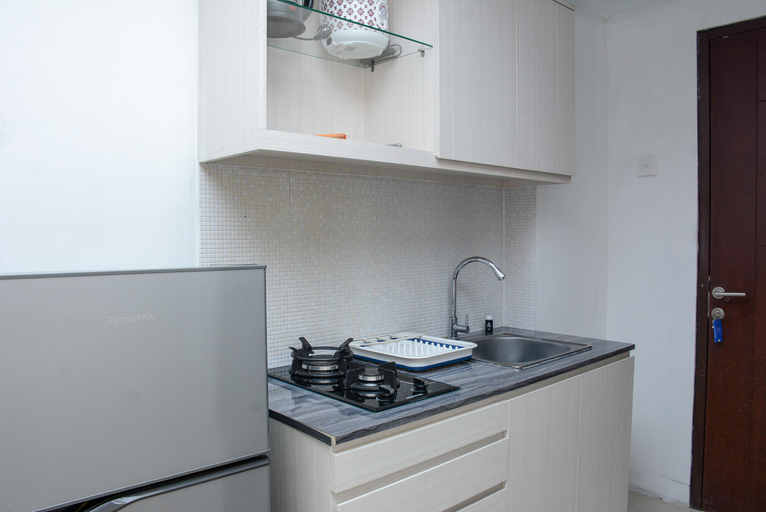 Others 4, Comfort and Modern Studio Grand Dhika City Apartment By Travelio, Bekasi
