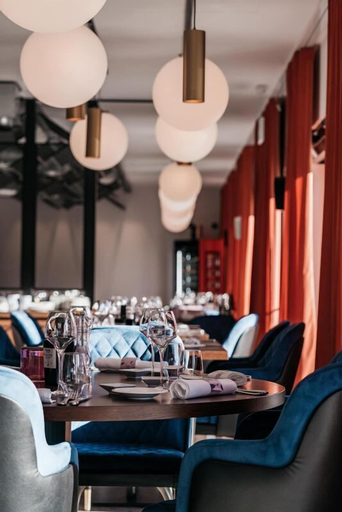 Food & Drinks 5, Alaia Lodge, Sierre