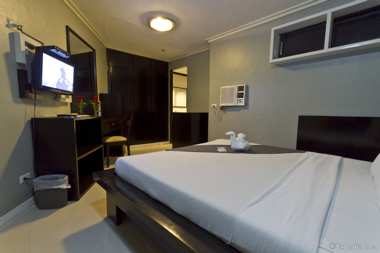 Bedroom 14