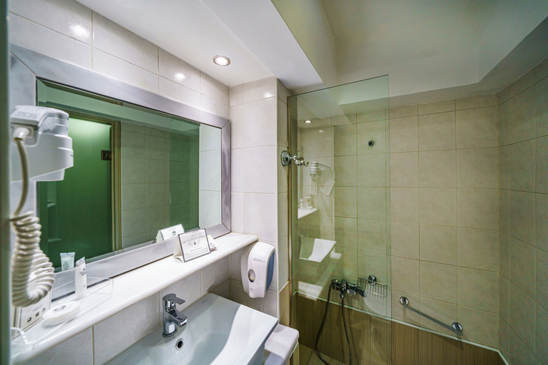 Bathroom 5, Capsis Hotel Thessaloniki, Central Macedonia