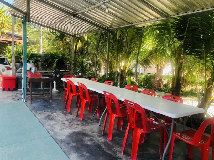 Food & Drinks 4, SD Beach Resort, Pran Buri