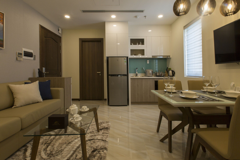 Dining Room 7