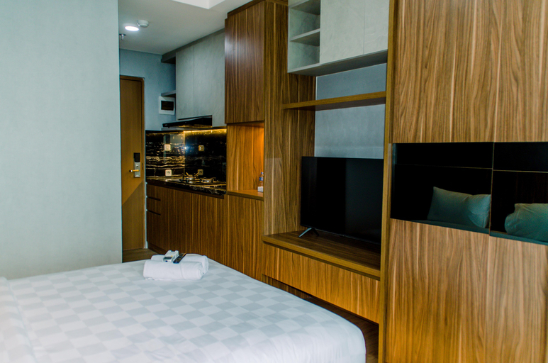 Others 3, Cozy and High Floor Studio Room Apartment at B Residence By Travelio, Tangerang Selatan