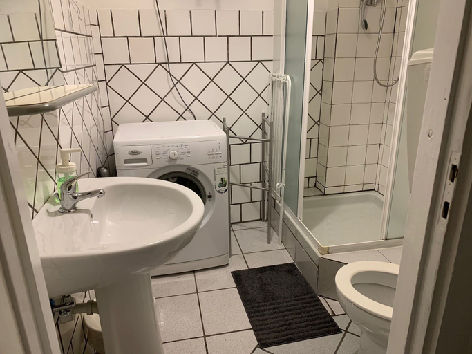 Bathroom 5, Bed2Go, Torino