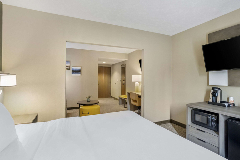 Bedroom 4, Comfort Inn Huntingdon, Huntingdon