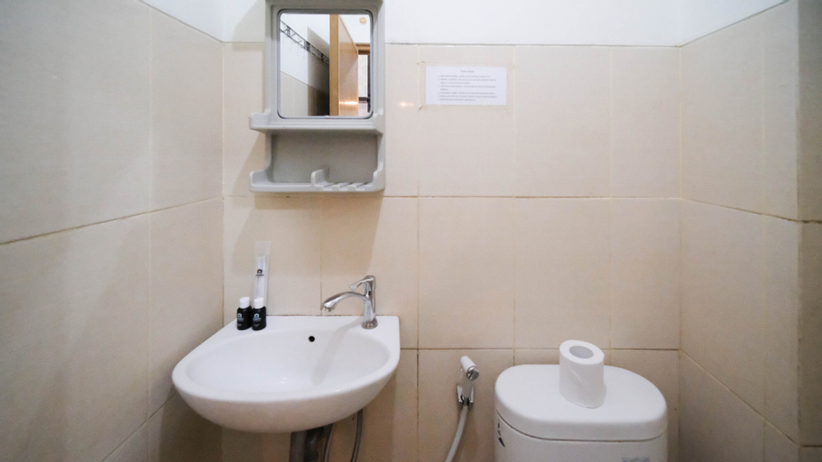 Bedroom 5, Best Deals and Comfy Studio at Bale Hinggil Apartment By Travelio, Surabaya