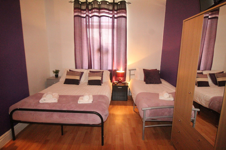 Bedroom 5, Lundwood House, Barnsley