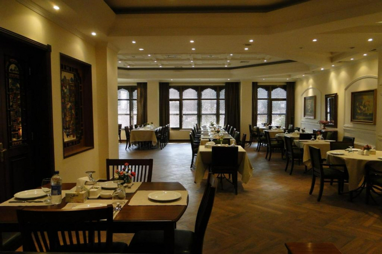 Food & Drinks 4, Shanasheel Palace Hotel, Adhamiya