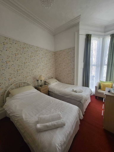 Bedroom 3, Florence Guest House, North Somerset