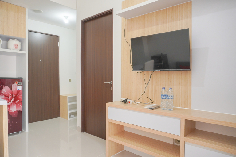 Others 3, Comfy and Homey 2BR Transpark Cibubur Apartment By Travelio, Depok