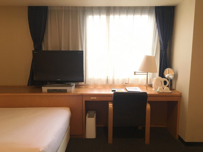 Hotel Emisia, Tachikawa
