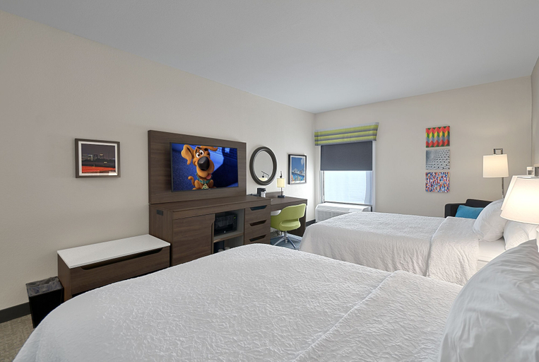 Bedroom 3, Hampton Inn & Suites Houston-Cypress Station, Houston